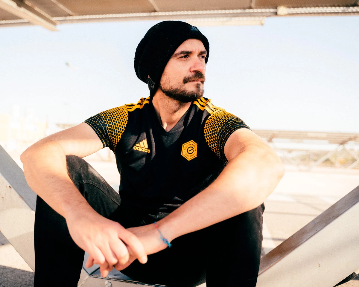 post card Loja online Fútbol Emotion Portugal - Blogs de futebol - Capsule collection adidas X Futbol Emotion especial 20 aniversario - 2.webp